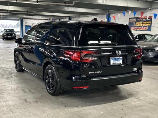 2023 Honda Odyssey Sport