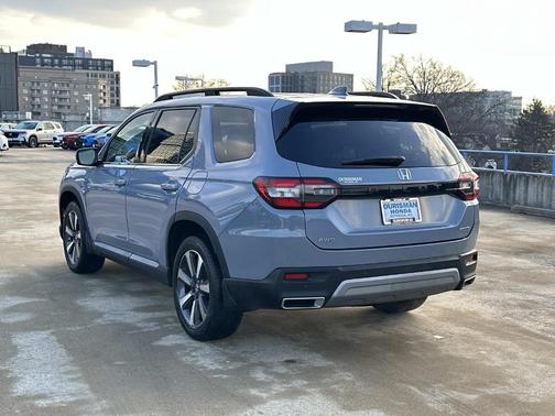 2023 Honda Pilot Touring