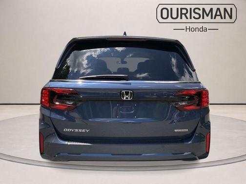 Still Night Pearl 2026 Honda Odyssey Touring