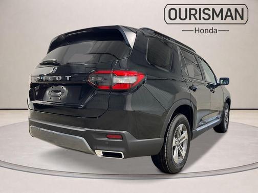Crystal Black Pearl 2026 Honda Pilot EX-L