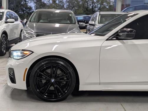 2021 BMW 330 i xDrive