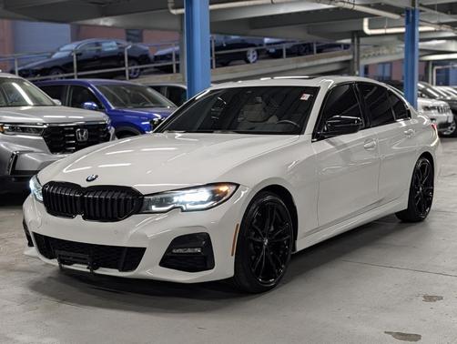 2021 BMW 330 i xDrive