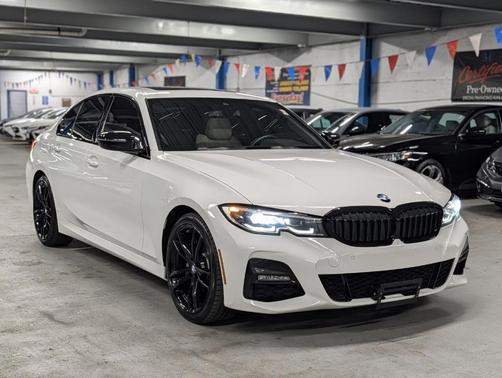 2021 BMW 330 i xDrive