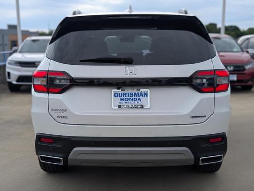 2023 Honda Pilot Touring
