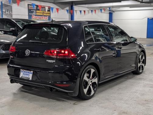 2016 Volkswagen Golf GTI SE