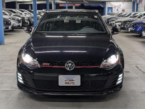 2016 Volkswagen Golf GTI SE