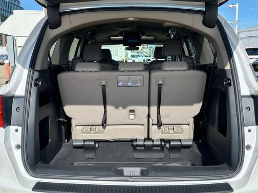 Platinum 2024 Honda Odyssey Touring