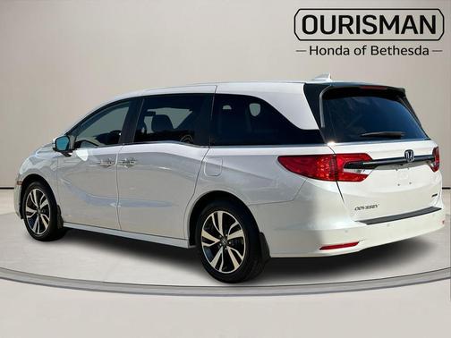 Platinum 2024 Honda Odyssey Touring