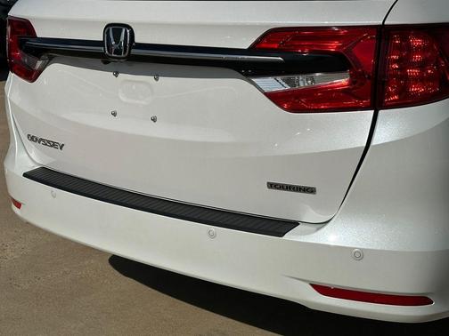 Platinum 2024 Honda Odyssey Touring