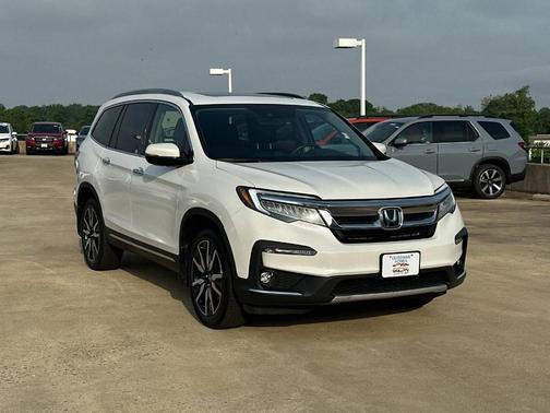 2022 Honda Pilot Touring 7-Passenger