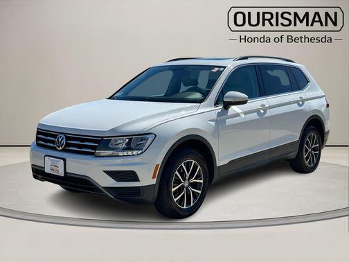 Pure White 2019 Volkswagen Tiguan 2.0T SE