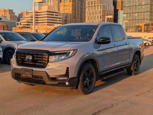 2022 Honda Ridgeline Black Edition
