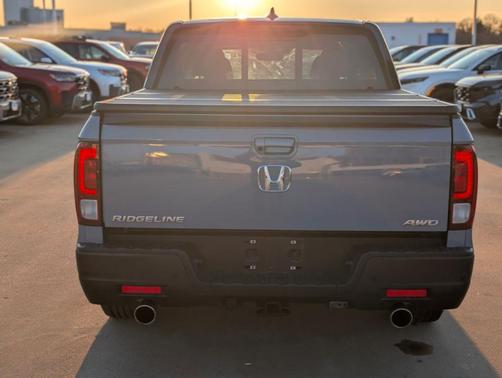 2022 Honda Ridgeline Black Edition