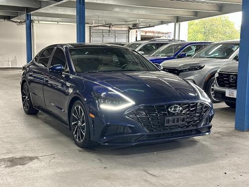 2021 Hyundai SONATA Limited