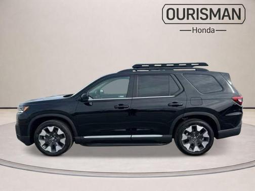 Crystal Black Pearl 2026 Honda Pilot Touring