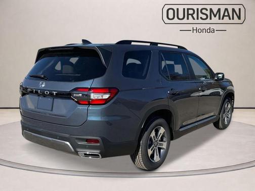 Smoke 2026 Honda Pilot EX-L