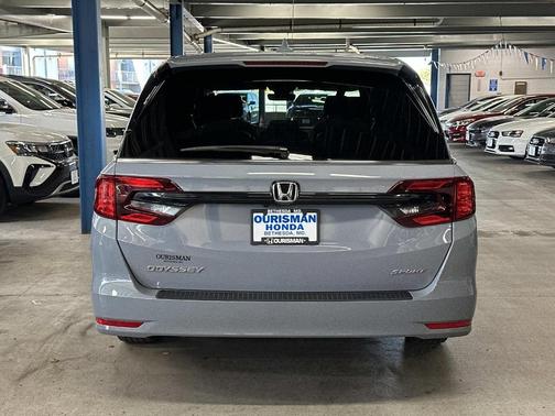 2023 Honda Odyssey Sport