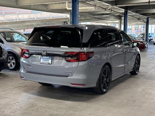 2023 Honda Odyssey Sport