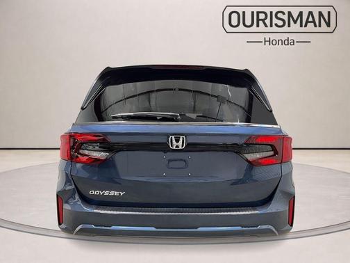 Still Night Pearl 2026 Honda Odyssey EX-L