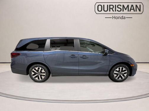 Still Night Pearl 2026 Honda Odyssey EX-L