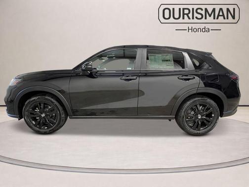 Crystal Black Pearl 2027 Honda HR-V Sport