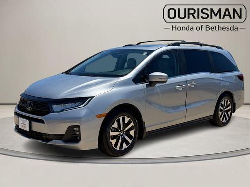 Silver Metallic 2025 Honda Odyssey EX-L