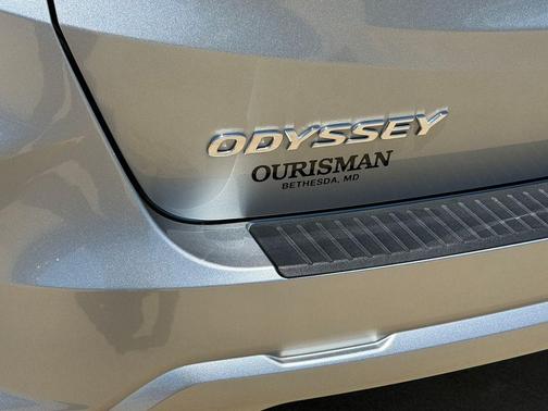 Silver Metallic 2025 Honda Odyssey EX-L