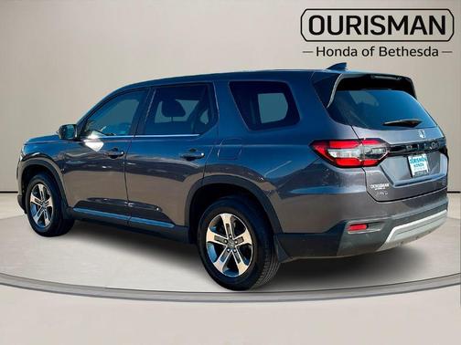 2023 Honda Pilot EX-L 8-Passenger