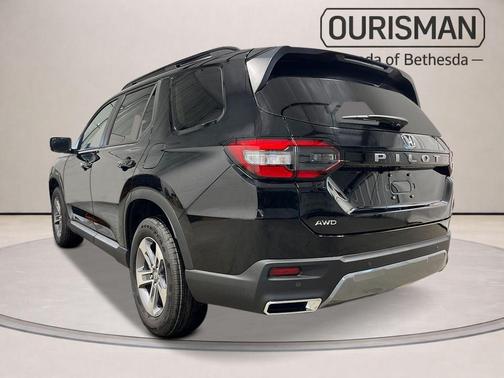 Crystal Black Pearl 2026 Honda Pilot EX-L