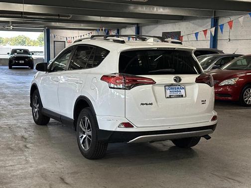 2016 Toyota RAV4 XLE