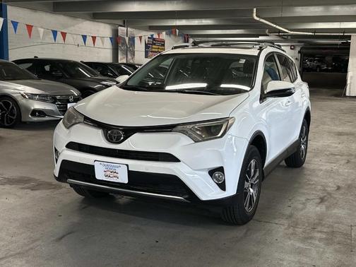 2016 Toyota RAV4 XLE