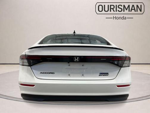 Platinum White Pearl 2026 Honda Accord Hybrid Sport