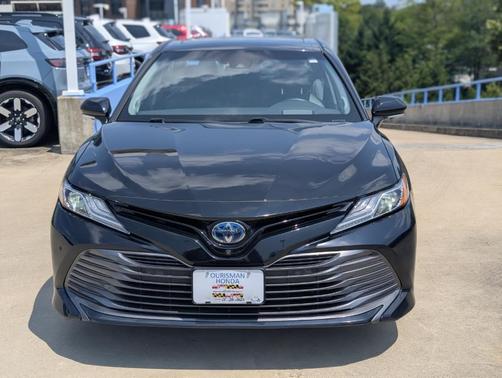 2018 Toyota Camry Hybrid LE