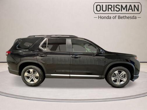 Crystal Black Pearl 2026 Honda Pilot EX-L