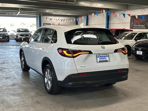 2023 Honda HR-V LX