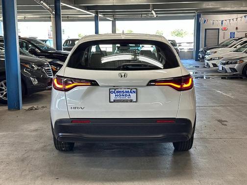 2023 Honda HR-V LX