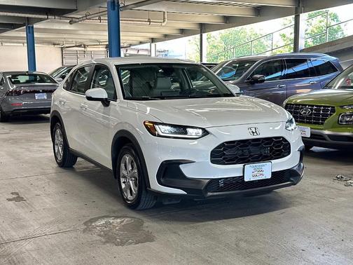 2023 Honda HR-V LX