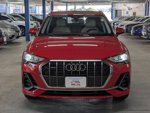 2022 Audi Q3 45 S line Premium