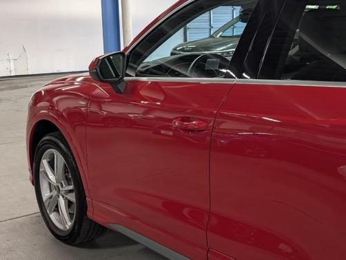 2022 Audi Q3 45 S line Premium