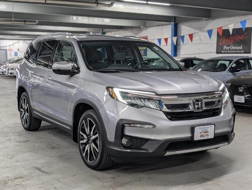 2022 Honda Pilot Touring 7-Passenger
