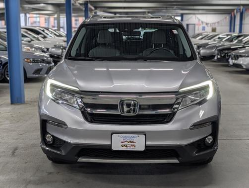 2022 Honda Pilot Touring 7-Passenger