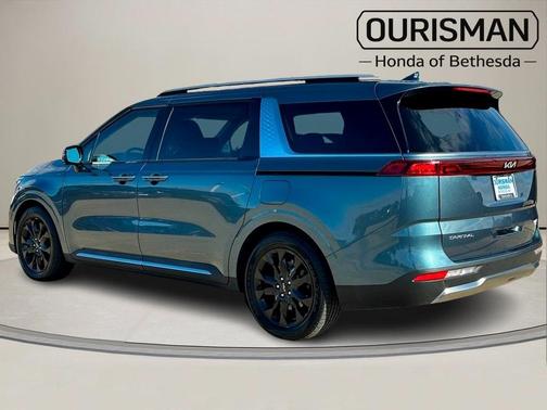 2024 Kia Carnival SX