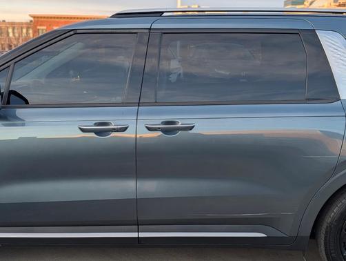 2024 Kia Carnival SX