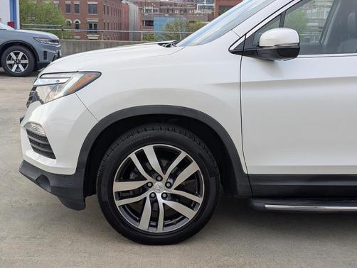 2017 Honda Pilot Elite