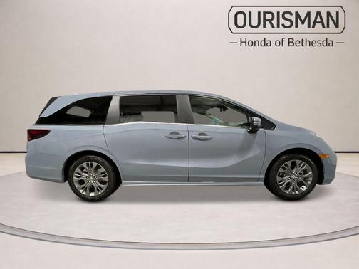 Sonic Blue 2026 Honda Odyssey Touring