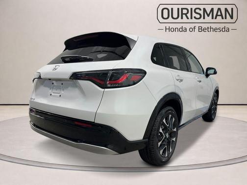 Platinum White Pearl 2026 Honda HR-V EX-L