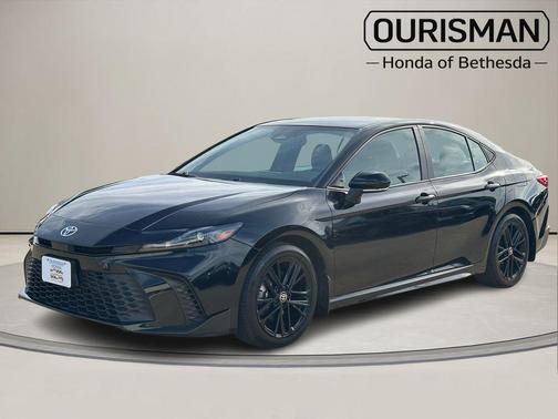 Midnight Black Metallic 2025 Toyota Camry SE