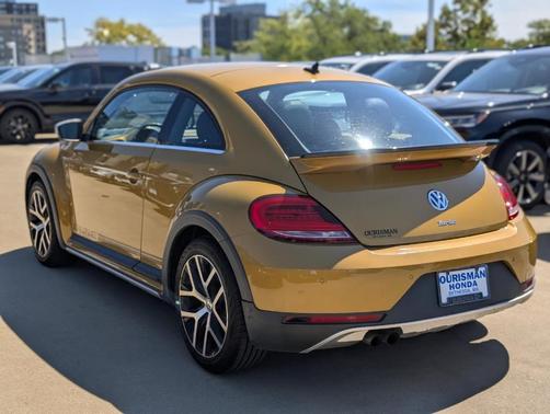 2016 Volkswagen Beetle 1.8T Dune