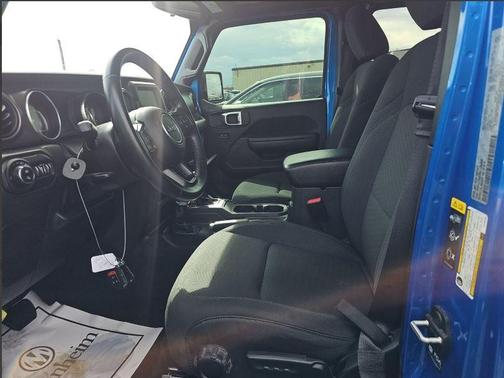 Hydro Blue Pearlcoat 2022 Jeep Gladiator Sport