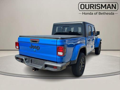 Hydro Blue Pearlcoat 2022 Jeep Gladiator Sport